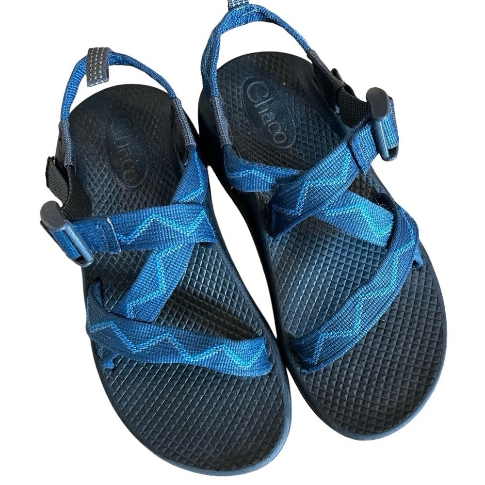 Chaco Z/1 blue size 2 zig zag ecotread sandals